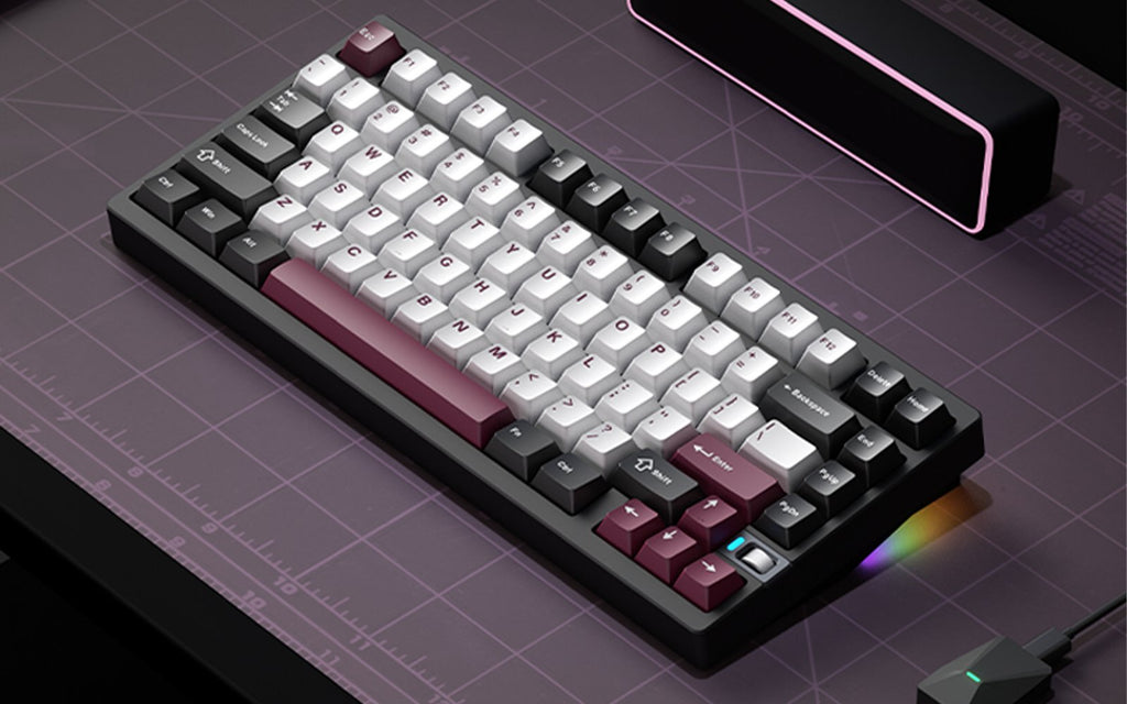 Weikav NUT75 Black colorway