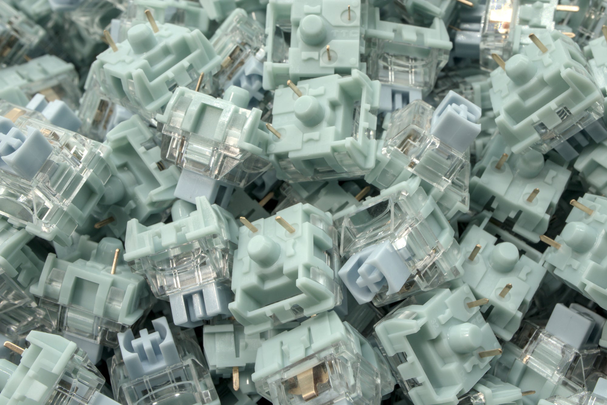 TTC SILENT BLUISH WHITE V2