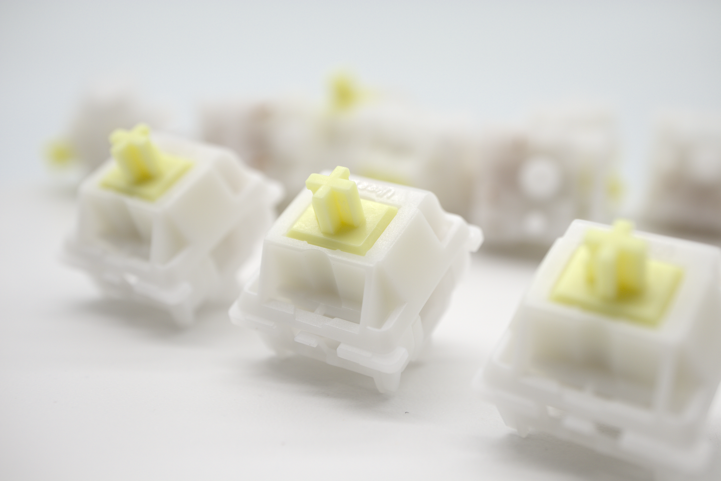 GATERON SNOWY YELLOW