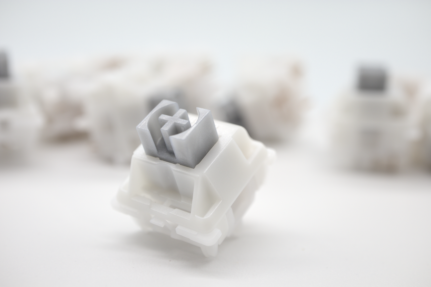 GATERON SNOWY SILVER