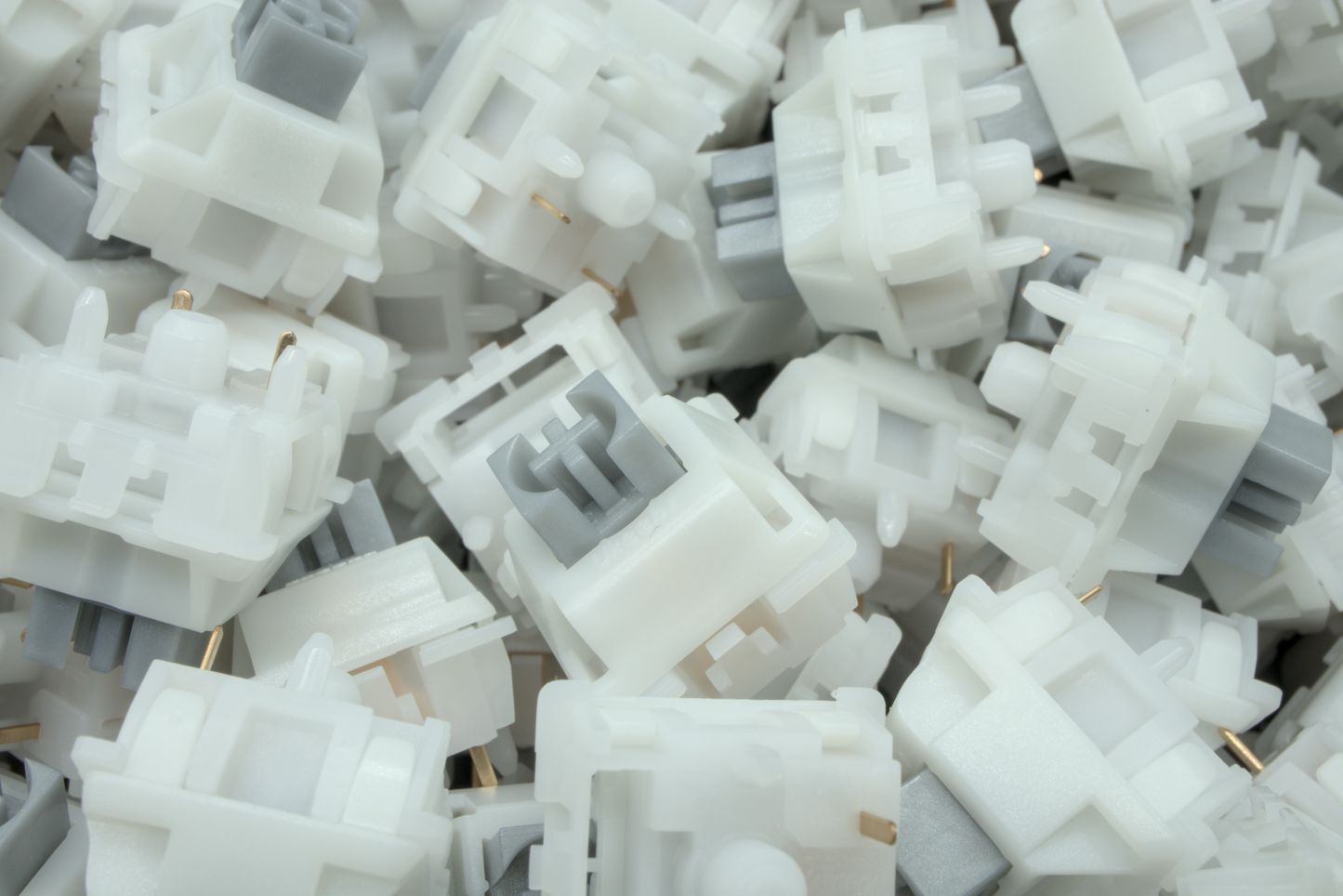 GATERON SNOWY SILVER